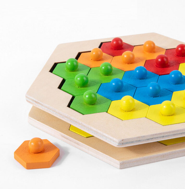 Multiplayer Honeycomb Pattern Challenge Wooden Puzzle