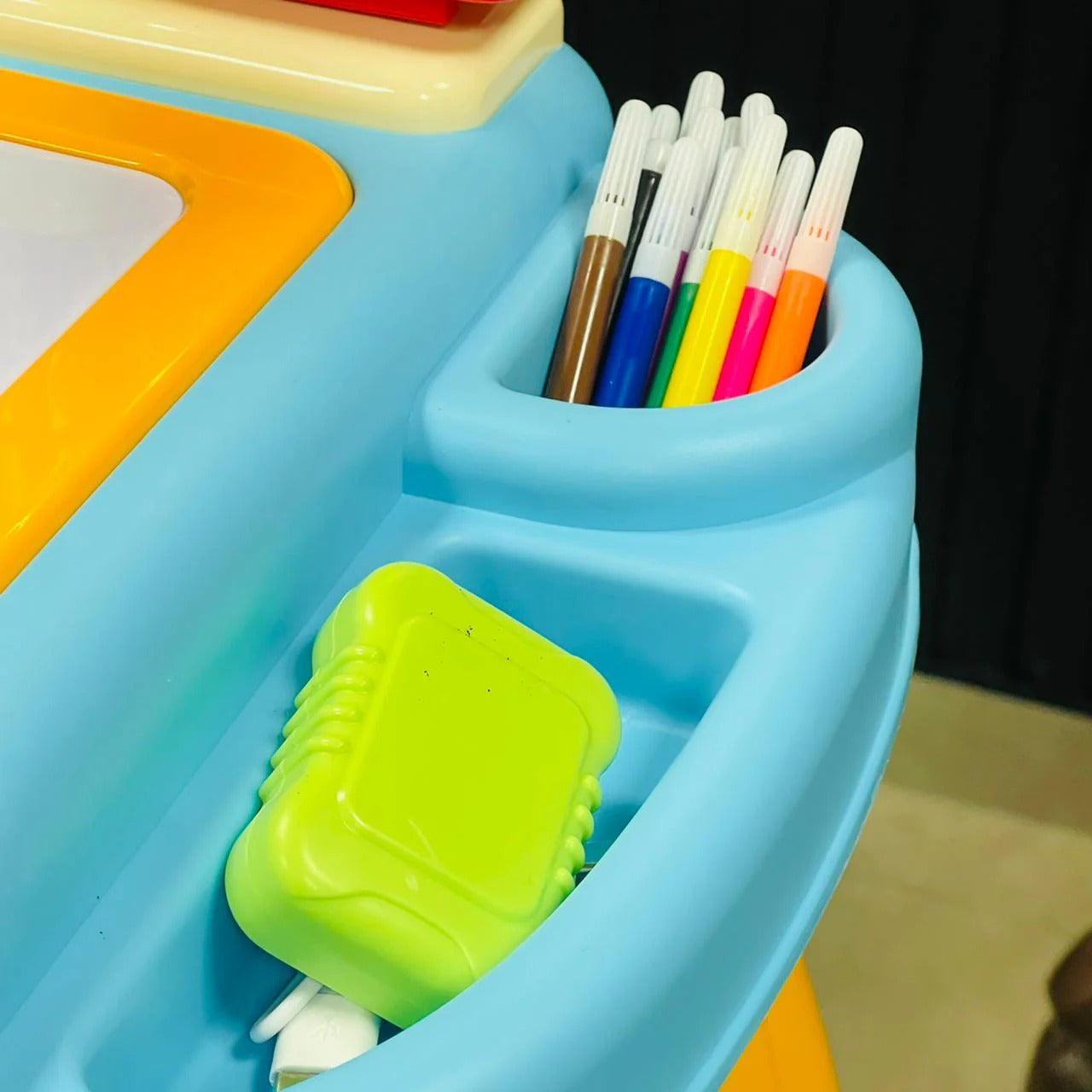 Multi-Functional Kids Projection Painting Table With Stool