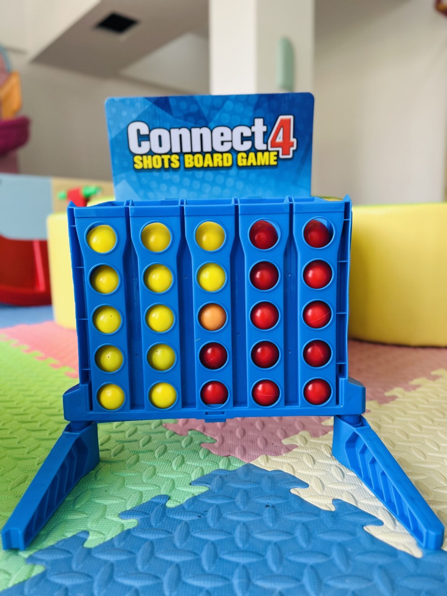 Connect 4 – Bounce Edition: Aim, Bounce & Win!