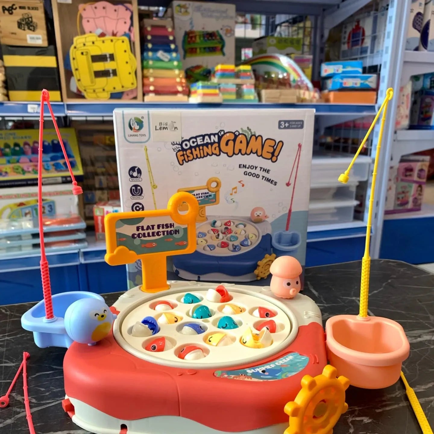 Exciting Rotating Fishing Pond Game